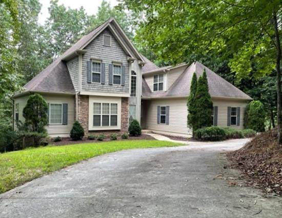 585 Timberlane Drive - Photo 1
