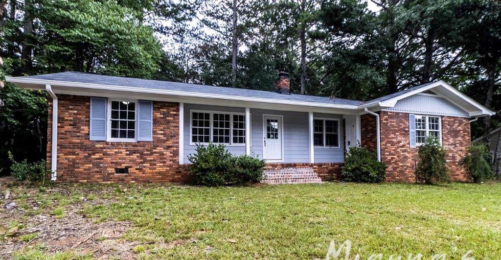 819 Park Street - Photo 1