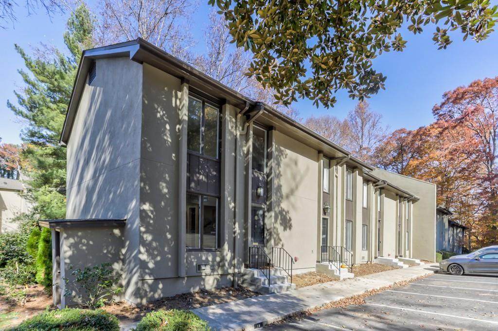 18 Ivy Parkway - Photo 1