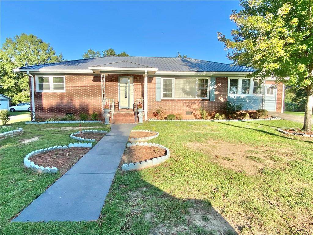 110 Sheridan Drive - Photo 1