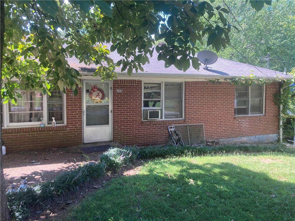1929 Brenda Drive - Photo 1