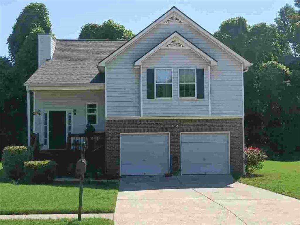 102 Ashbury Drive - Photo 1