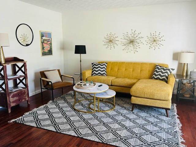 310 Kennesaw Avenue - Photo 1
