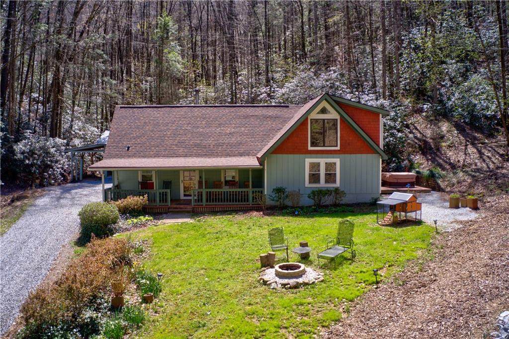 385 Pine Knot Drive - Photo 1