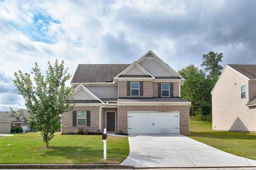 352 Caledonian Circle - Photo 1