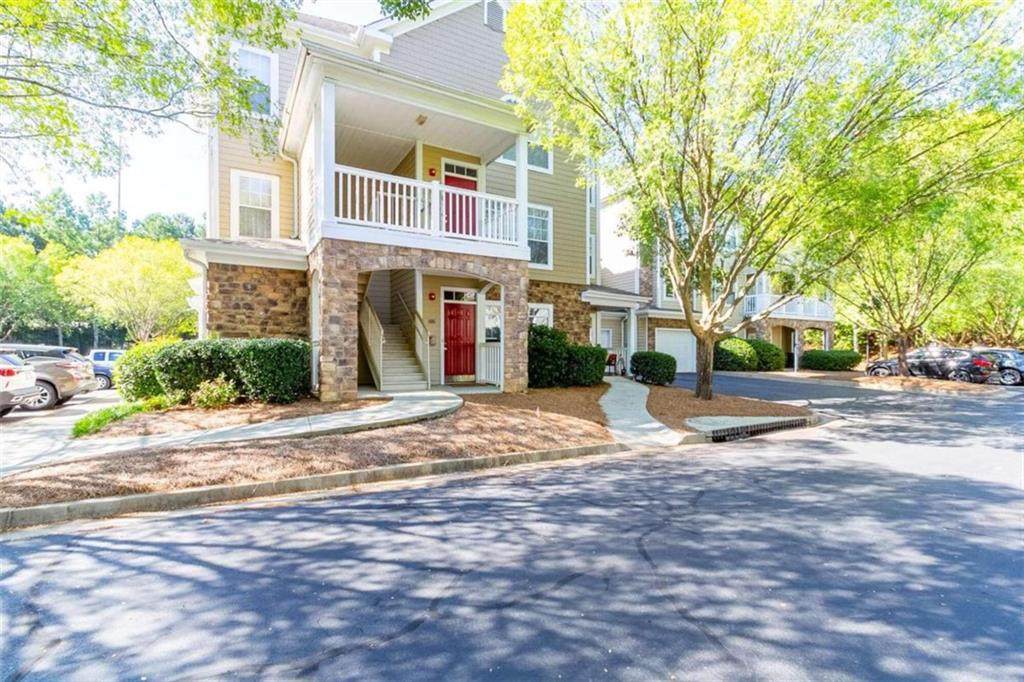 721 Sandringham Dr. - Photo 1