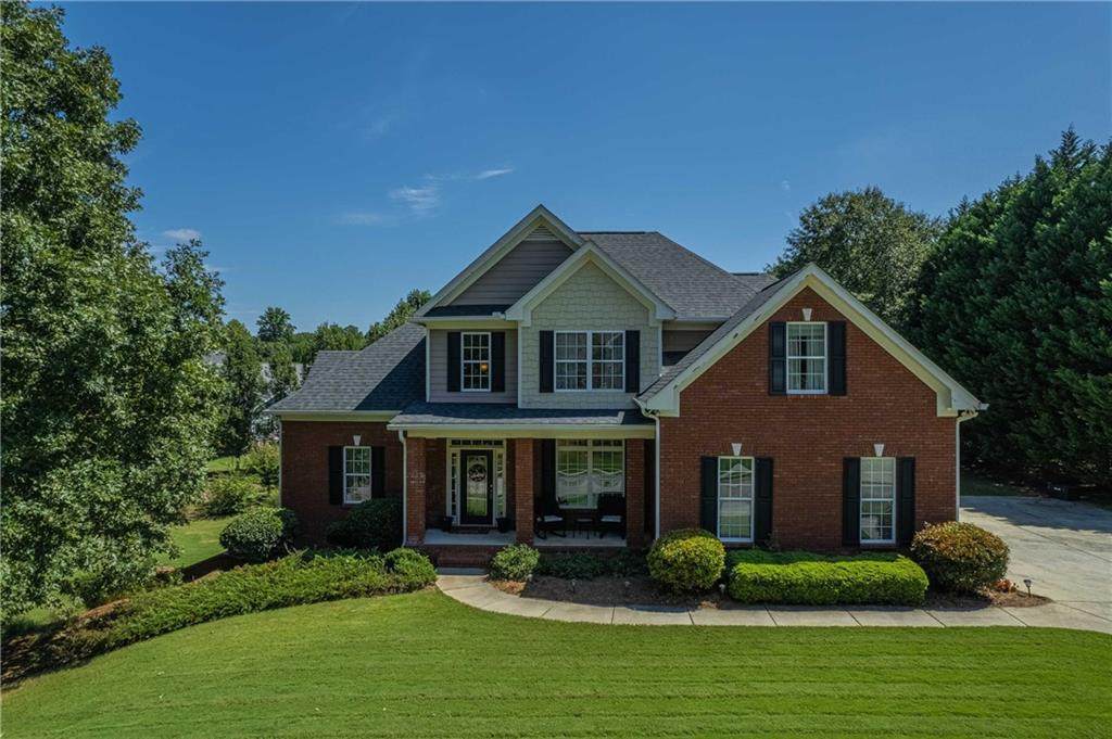 208 Amelia Way - Photo 1