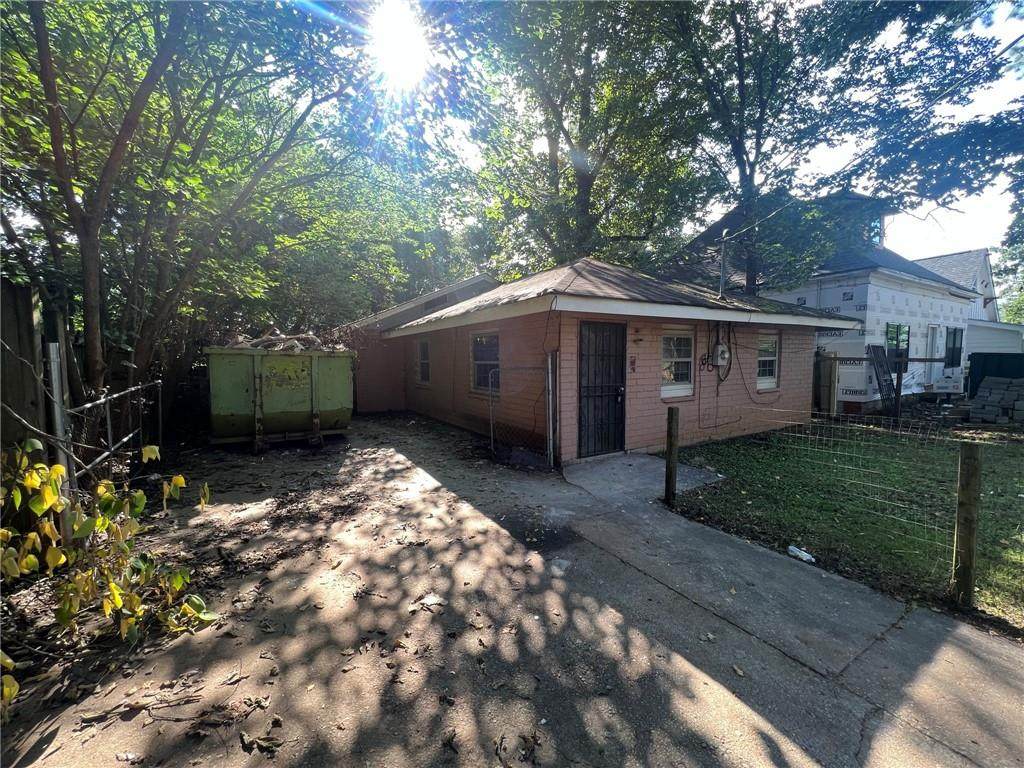1036 Linam Avenue - Photo 1