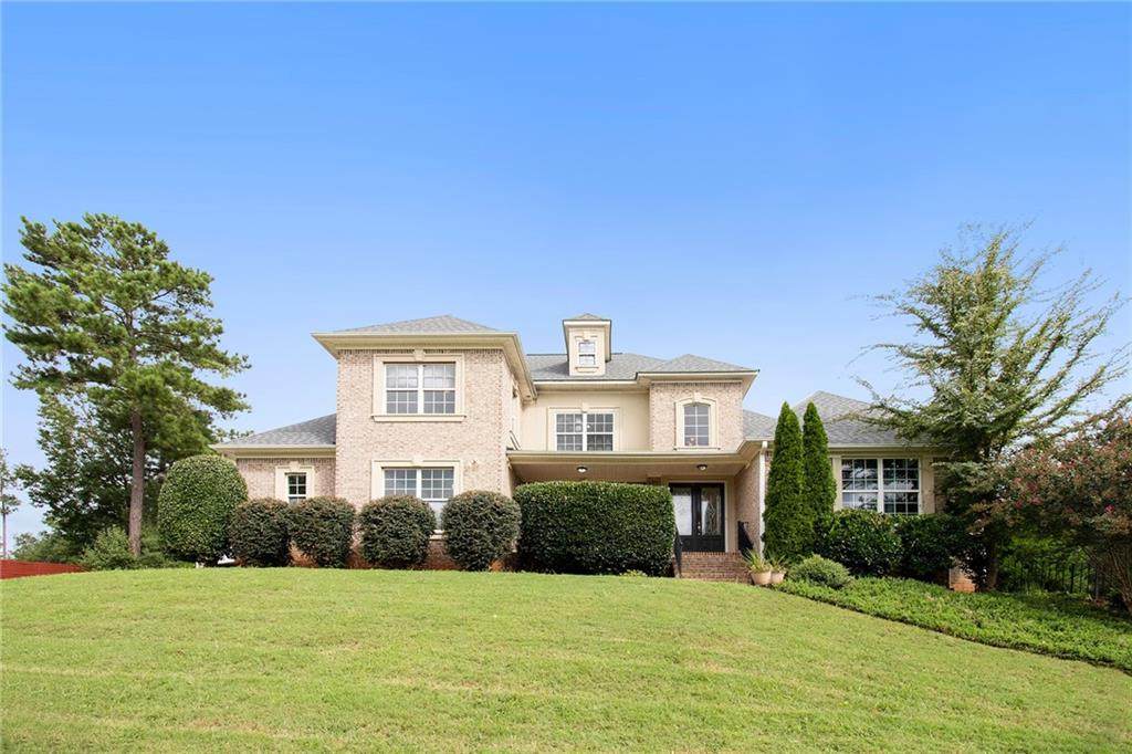 747 Alberta Drive - Photo 1