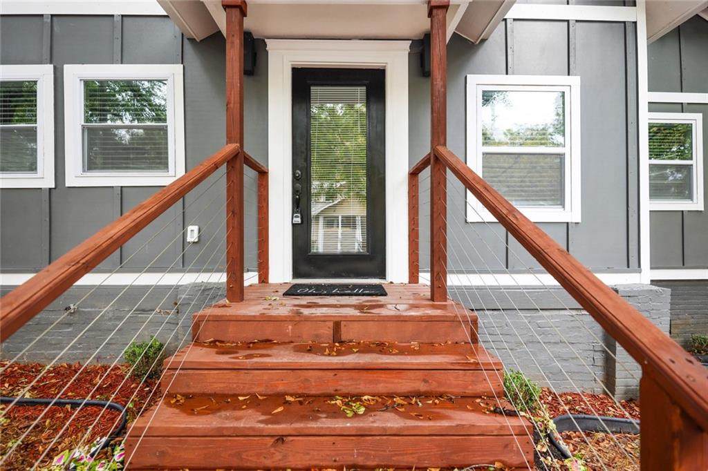 916 Gaston Street - Photo 1