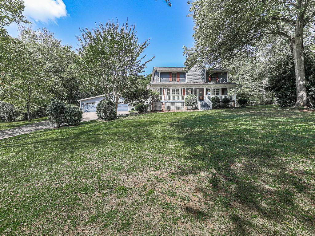 536 Victoria Road - Photo 1