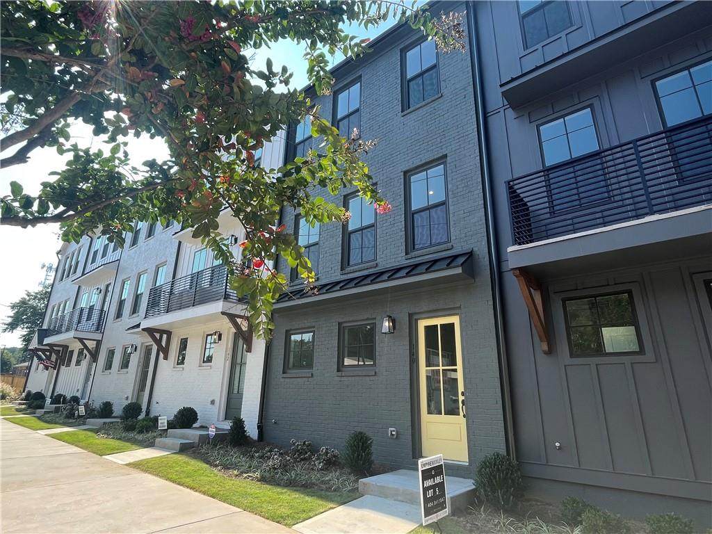 140 Chestnut Circle - Photo 1