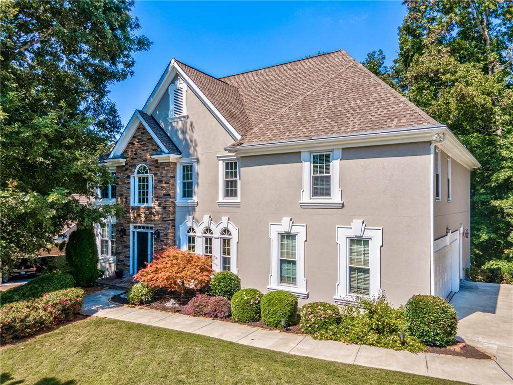 641 Lake Overlook Drive - Photo 1