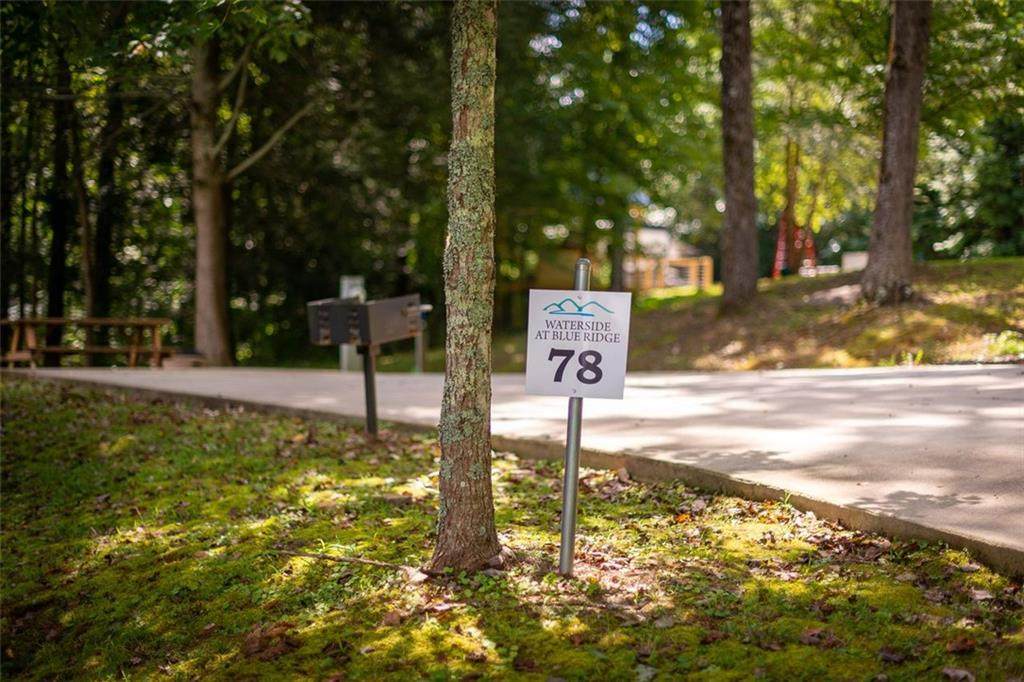 78 Mountain Meadows End - Photo 1