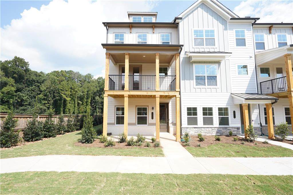 1622 Avery Way - Photo 1