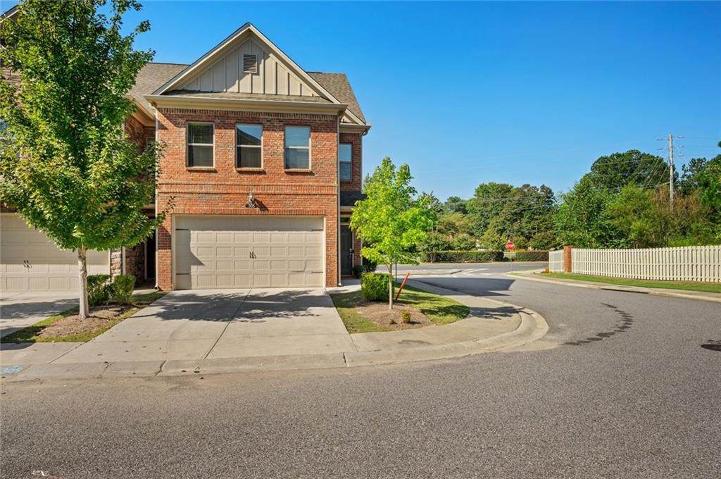 305 Mannes Lane - Photo 1
