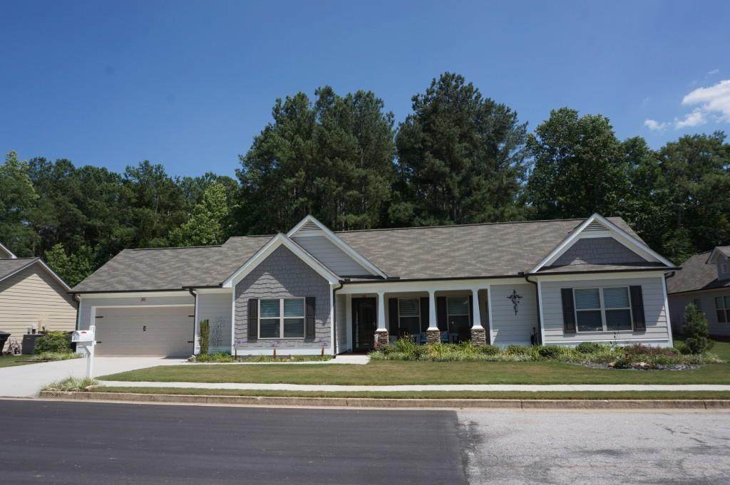310 Eagles Parkway - Photo 1