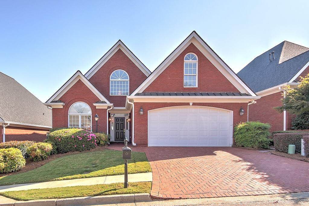 2125 Glenhurst Drive - Photo 1