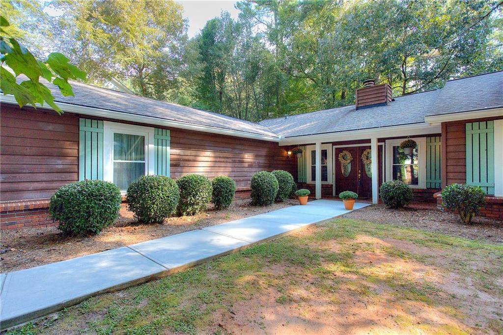 3805 Hunting Ridge Drive - Photo 1