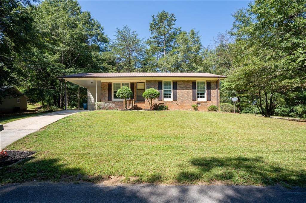 372 Hillcrest Drive - Photo 1
