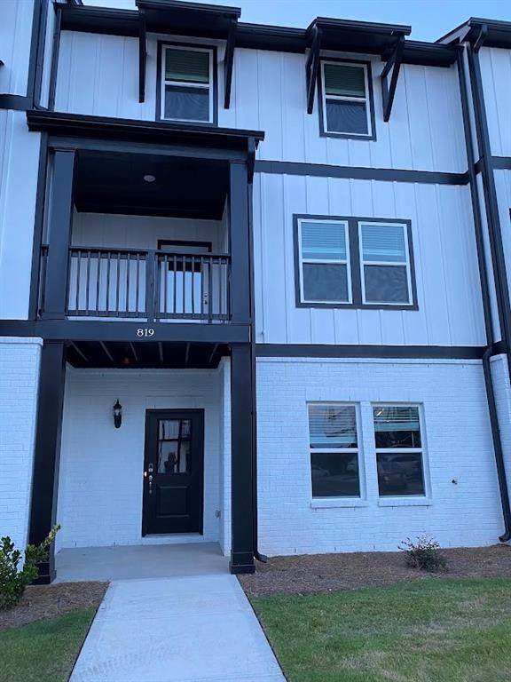 819 Mackay Creek - Photo 1