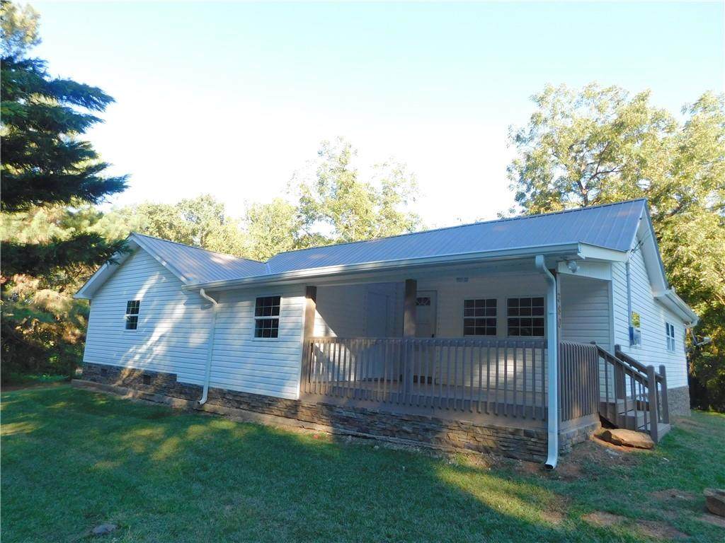380 Woods Road - Photo 1