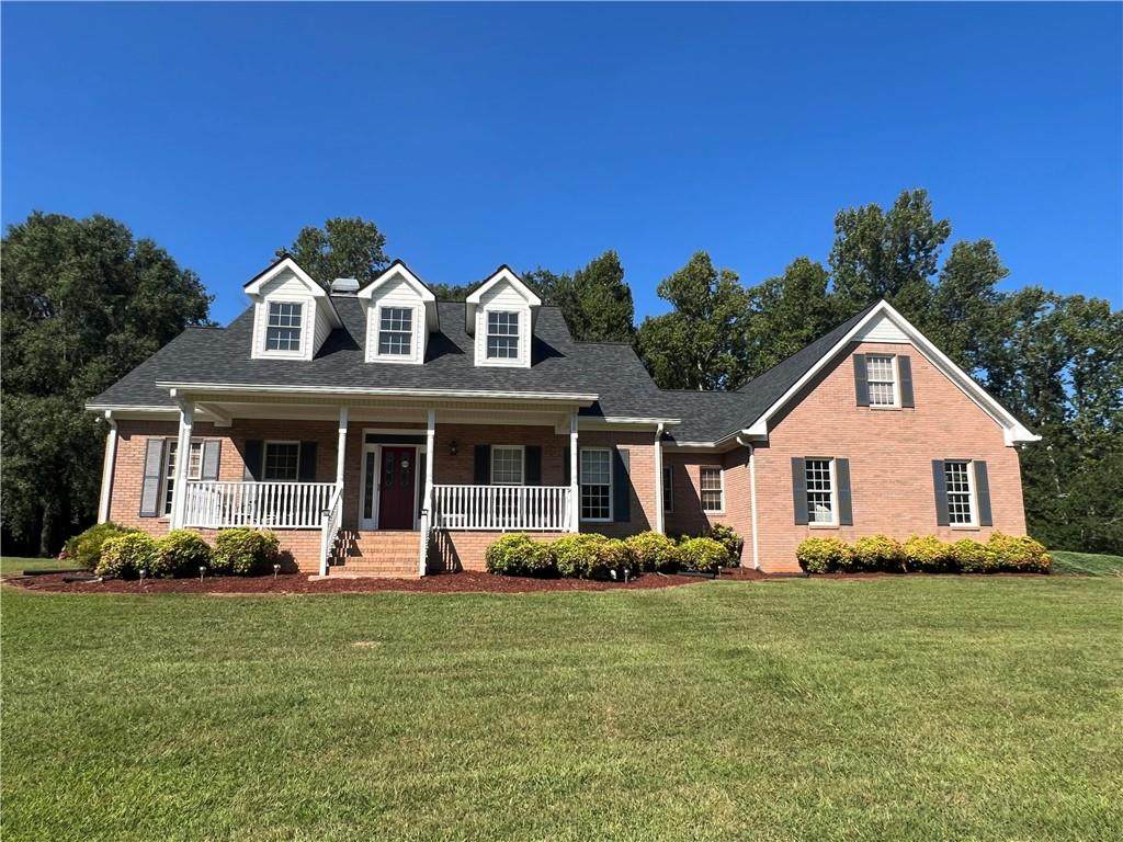 5364 Oak Grove Circle - Photo 1