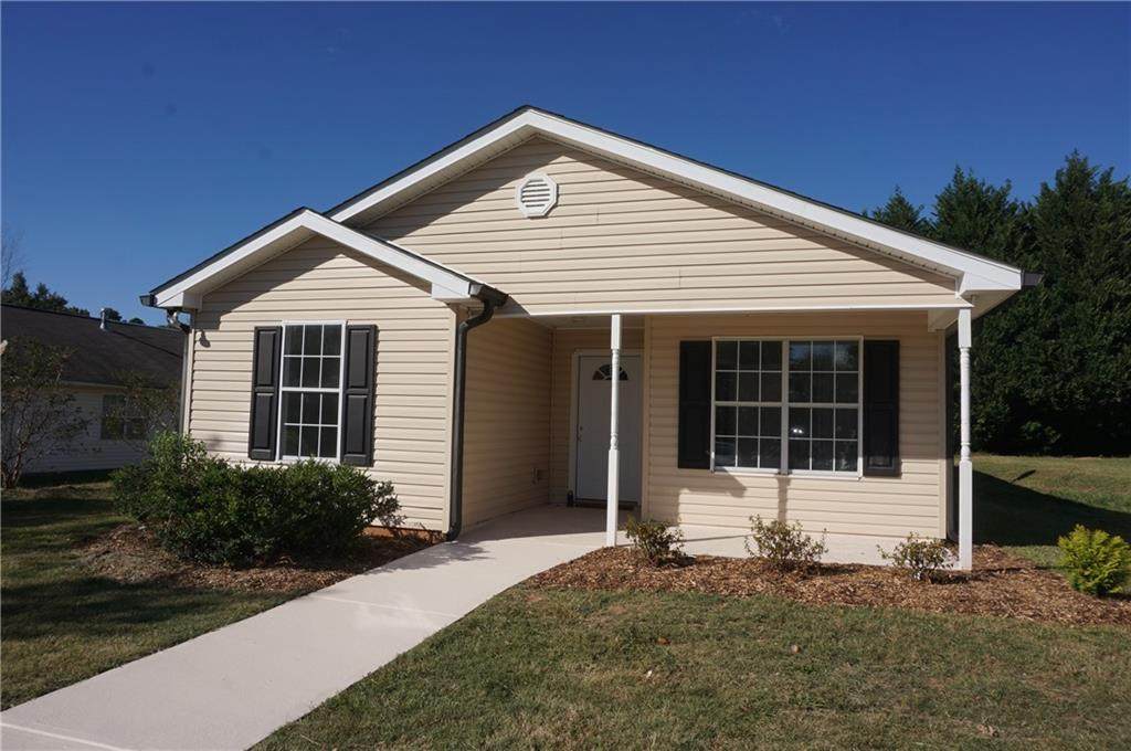407 Dove Lane - Photo 1