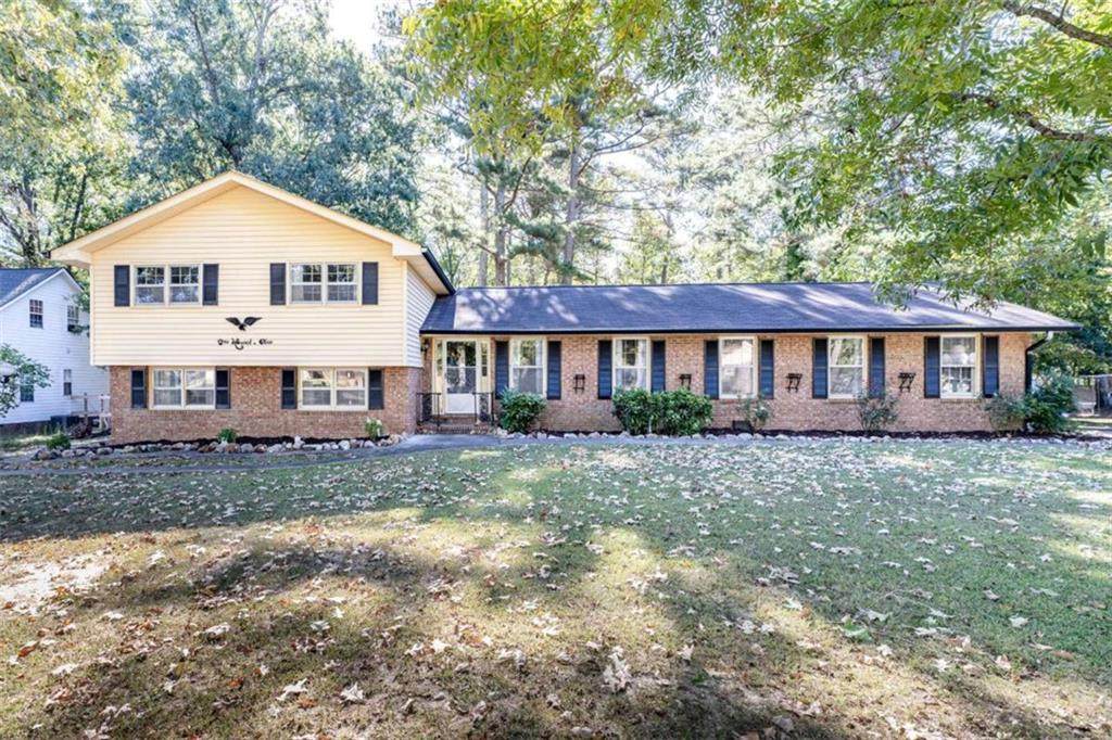 103 Rolling Oaks Drive - Photo 1