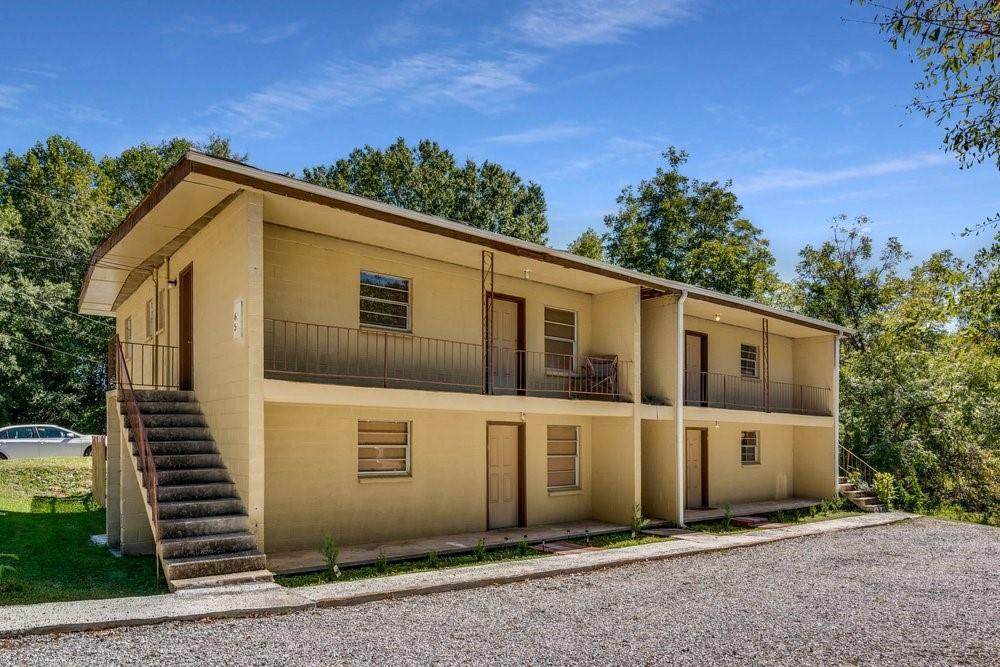 65 Hughes Street - Photo 1