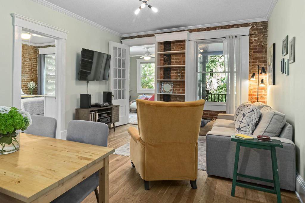 685 Argonne Avenue - Photo 1
