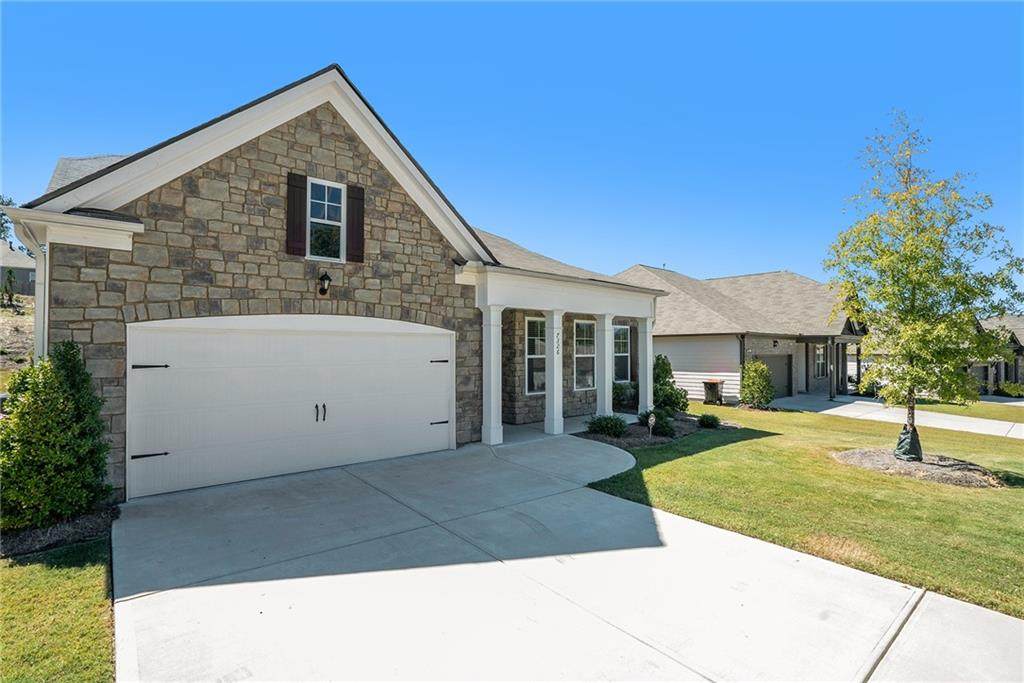 7326 Jennadee Drive - Photo 1