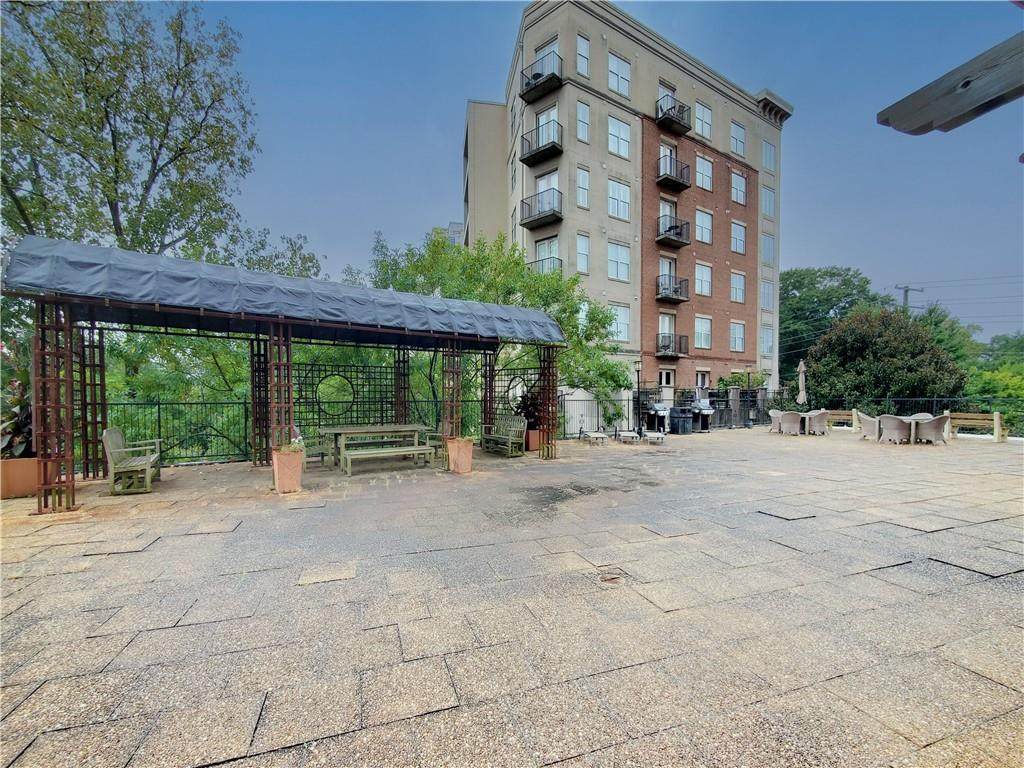 2285 Peachtree Street - Photo 1