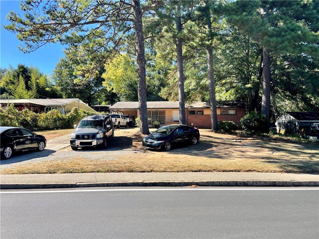 3146 Shallowford Road - Photo 1