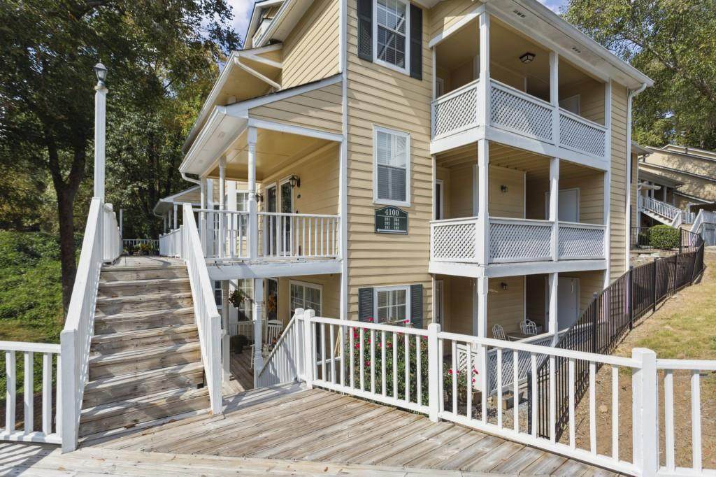 4100 Riverlook Parkway - Photo 1