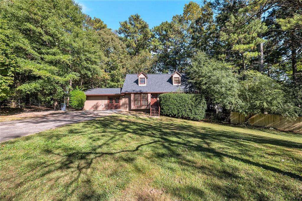 284 Plantation Circle - Photo 1