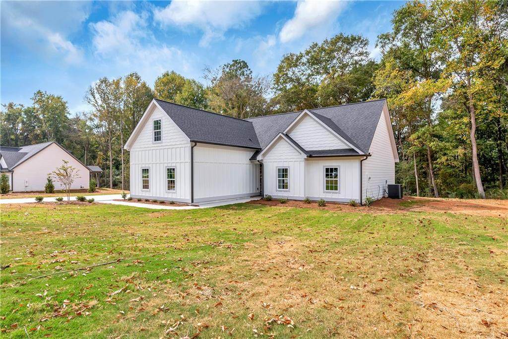 184 Hill Street - Photo 1