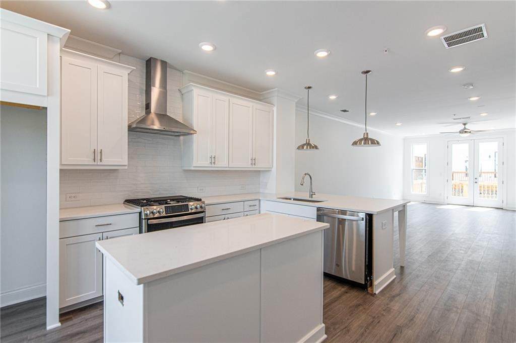 215 Downing Drive - Photo 1