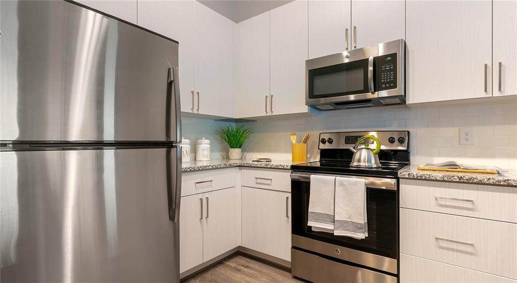 550 Northridge Parkway - Photo 1