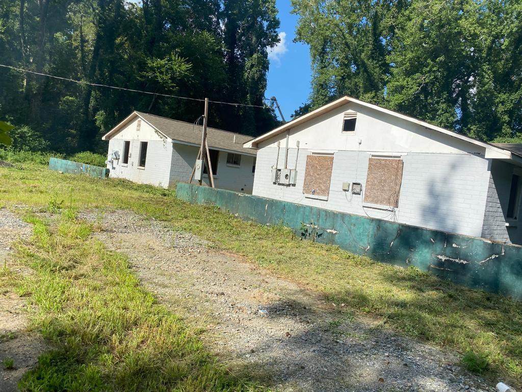 451 Willis Lane - Photo 1