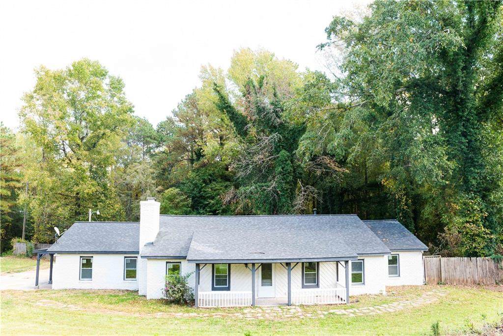 592 Henderson Road - Photo 1