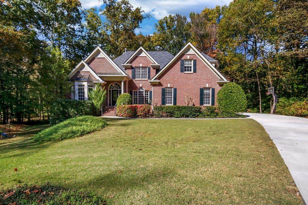 2335 Muirfield Way - Photo 1