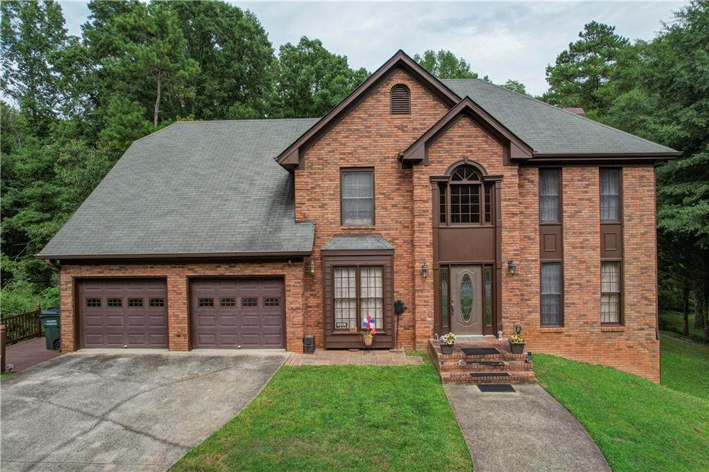 4052 Laurel Bend Drive - Photo 1