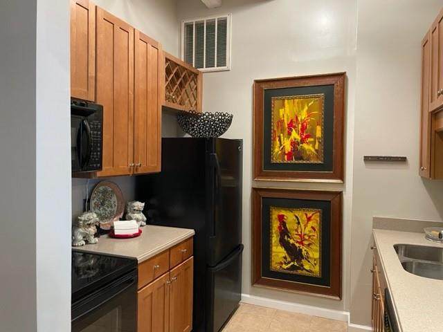 32 Peachtree Street - Photo 1