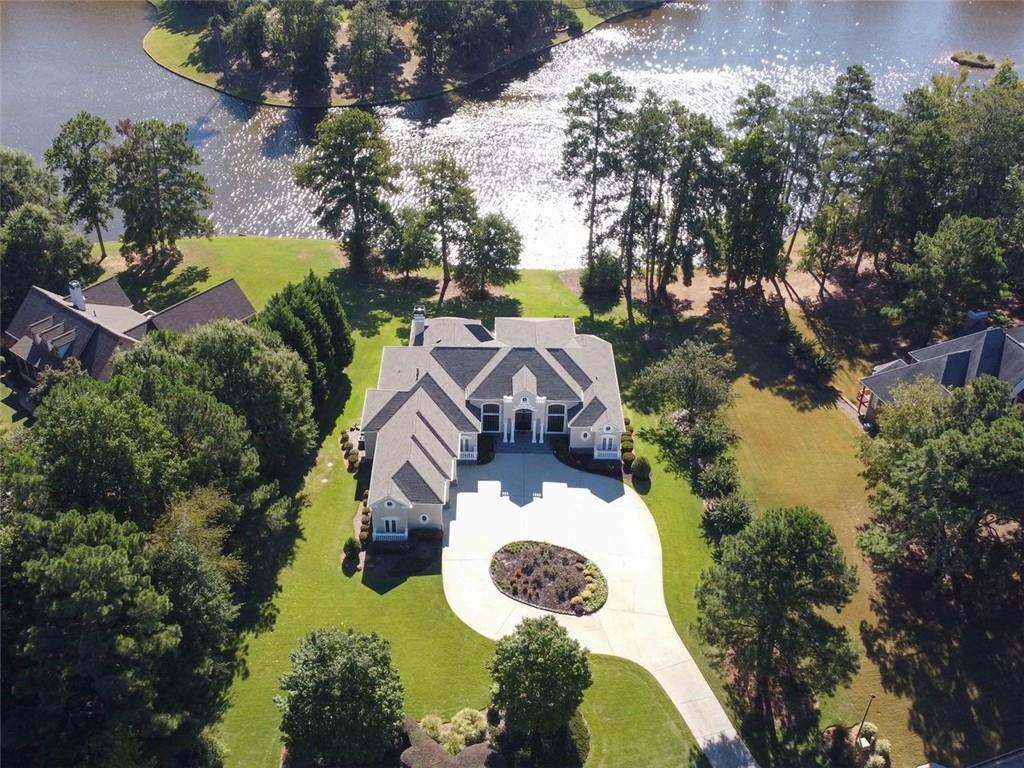 1013 Lyndhurst Way - Photo 1