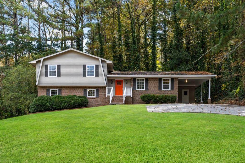 639 Larchmont Drive - Photo 1