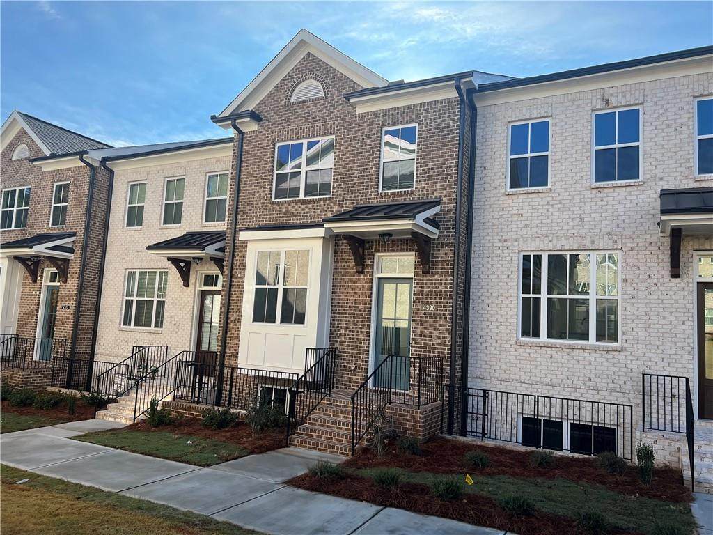 4390 Sims Park Place - Photo 1