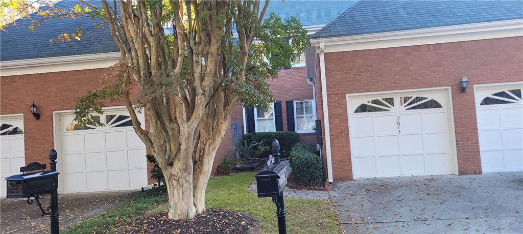3673 Wedgewood Chase - Photo 1