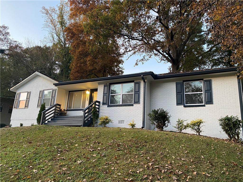 3020 Pasadena Drive - Photo 1