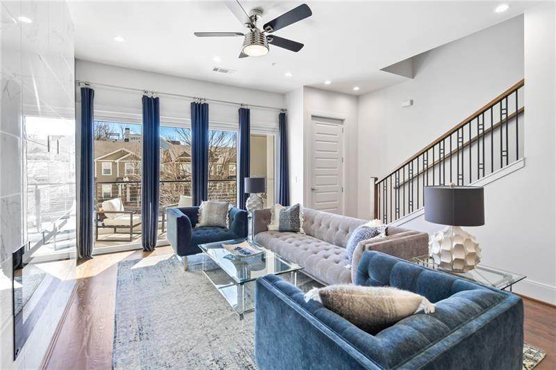 223 16th Street - Photo 1